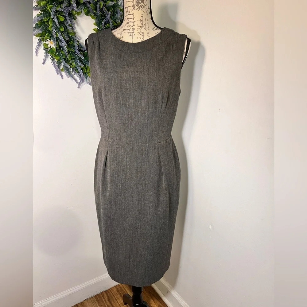 Iris, Setlakwe, 10, linen wool blend, sleeveless pleated shoulders, sheath midi.